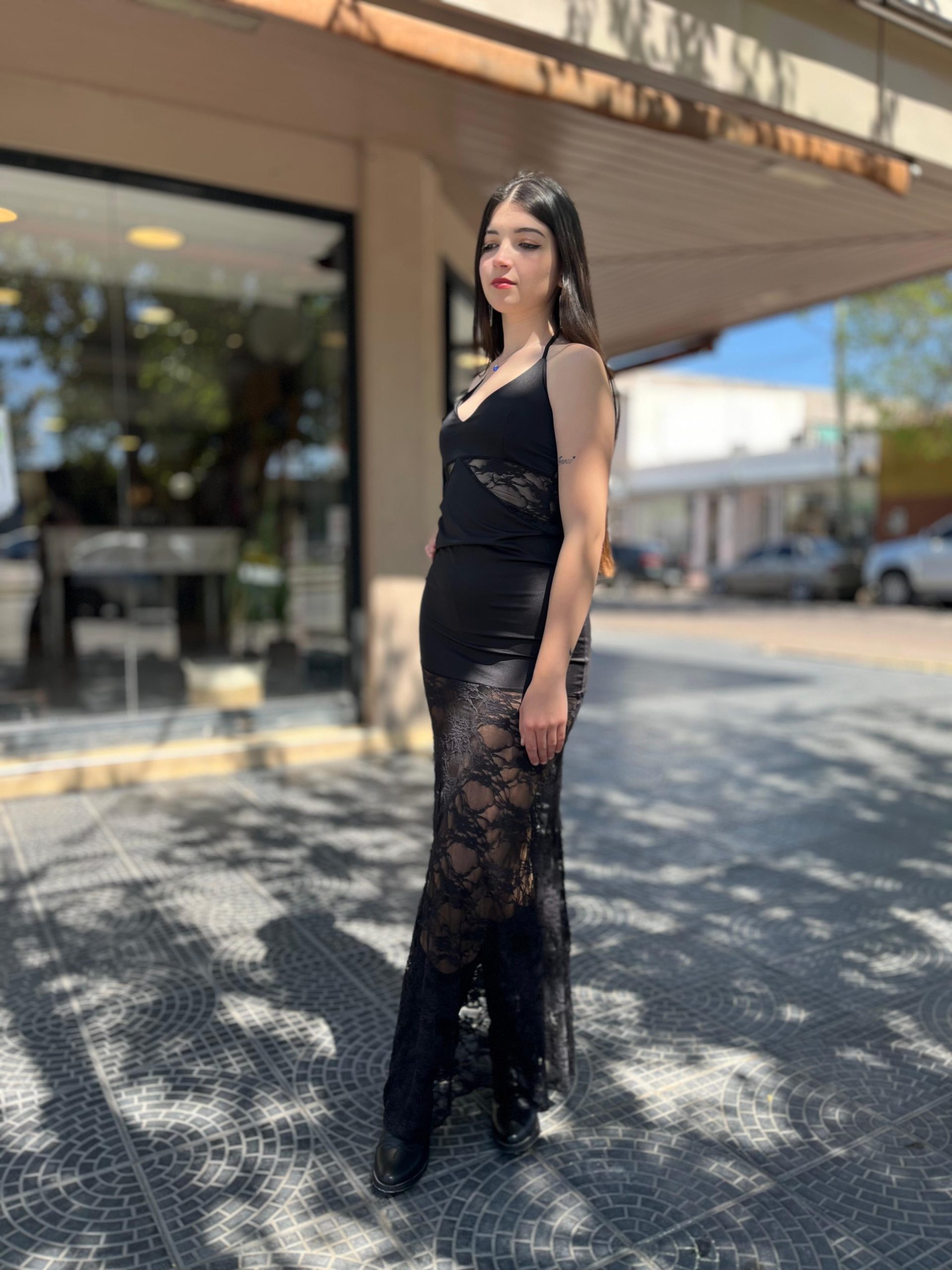 VESTIDO LARGO COMBINADO ENCAJE